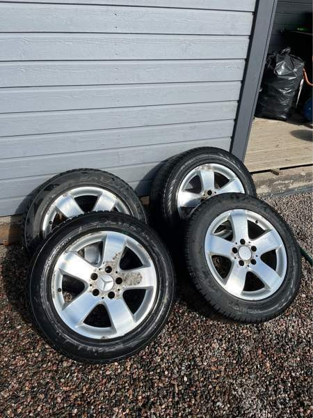 Mercedes-Benz E Lohja - valokuva 8