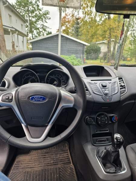 Ford Fiesta Helsinki - valokuva 5