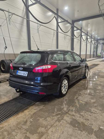 Ford Focus Ugleural'skiy - valokuva 4