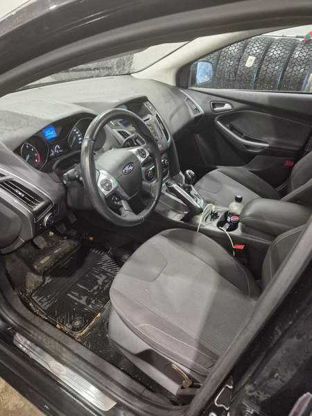 Ford Focus Ugleural'skiy - valokuva 6