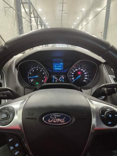 Ford Focus Ugleural'skiy - valokuva 7