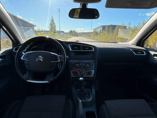 Citroen C4 Jyväskylä - valokuva 7