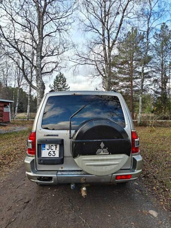 Mitsubishi Pajero Liminka - photo 7
