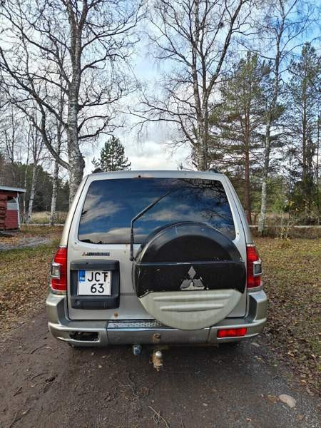 Mitsubishi Pajero Liminka - valokuva 7