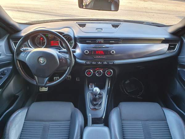 Alfa Romeo Giulietta Тампере - изображение 7