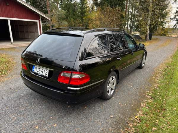 Mercedes-Benz 220 Tammela - valokuva 3