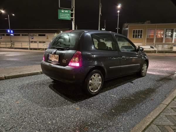 Renault Clio Turtkul - valokuva 4