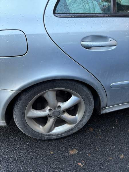 Mercedes-Benz E Joensuu - valokuva 7