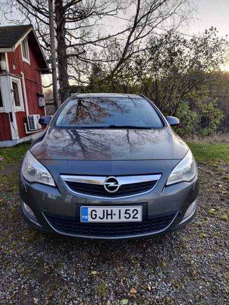 Opel Astra Espoo - valokuva 5