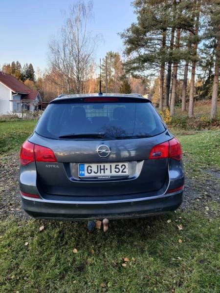 Opel Astra Espoo - valokuva 4