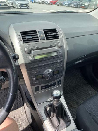 Toyota Corolla Ювяскюля - изображение 3