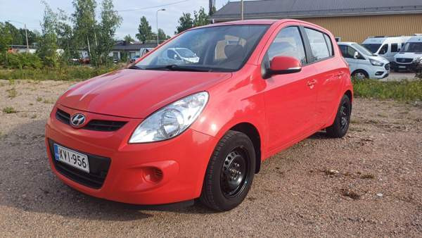 Hyundai i20 Vantaa - valokuva 1
