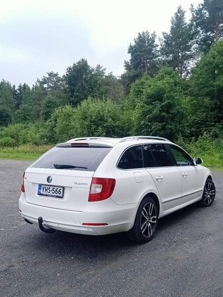 Skoda Superb Kitee - изображение 5