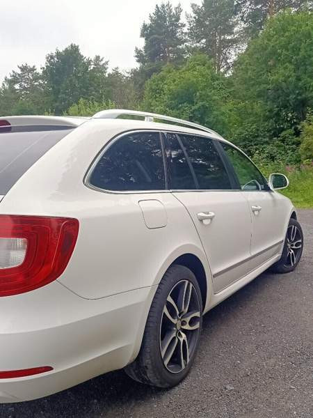 Skoda Superb Kitee - изображение 7