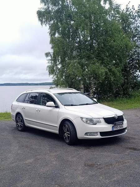 Skoda Superb Kitee - изображение 3