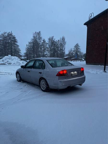 Honda Civic Riihimäki - valokuva 3