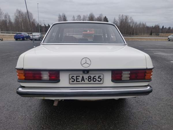 Mercedes-Benz 200 Mikkeli - valokuva 5