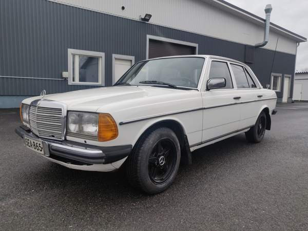 Mercedes-Benz 200 Mikkeli - valokuva 1