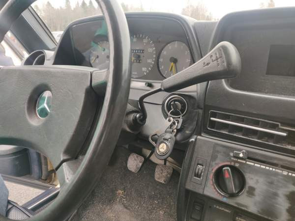 Mercedes-Benz 200 Mikkeli - valokuva 7