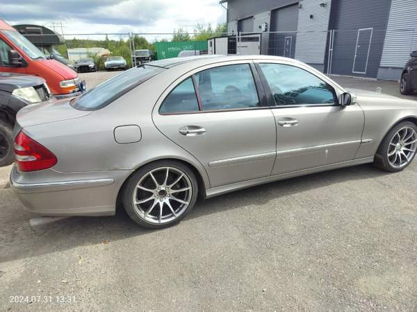 Mercedes-Benz E Sibbo - valokuva 7