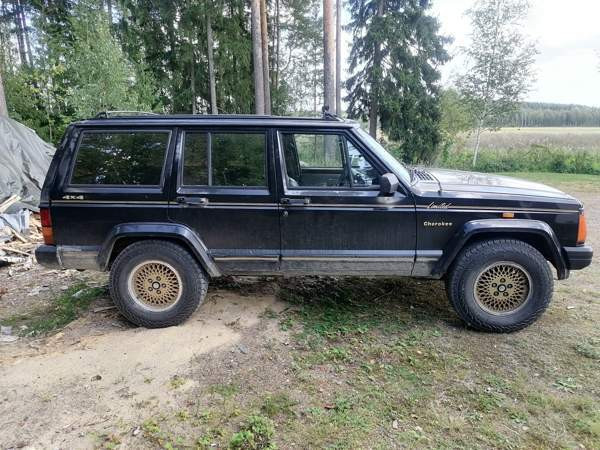 Jeep Cherokee Loimaa - valokuva 5