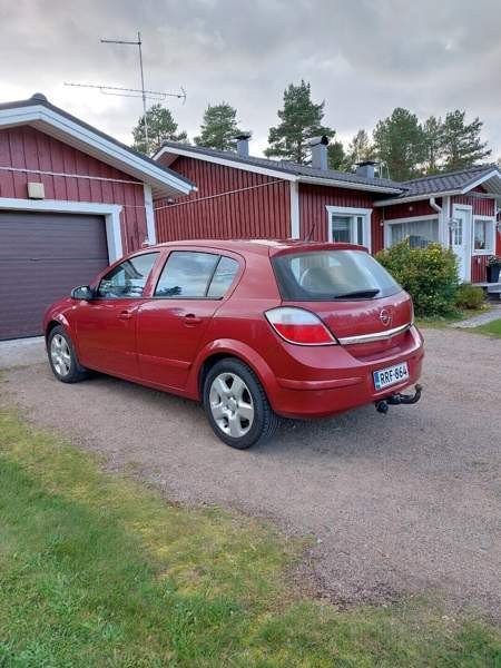 Opel Astra Kyiv Oblast - valokuva 2