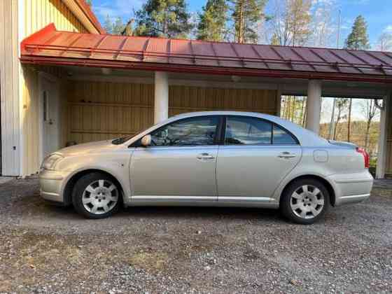 Toyota Avensis Jyväskylä