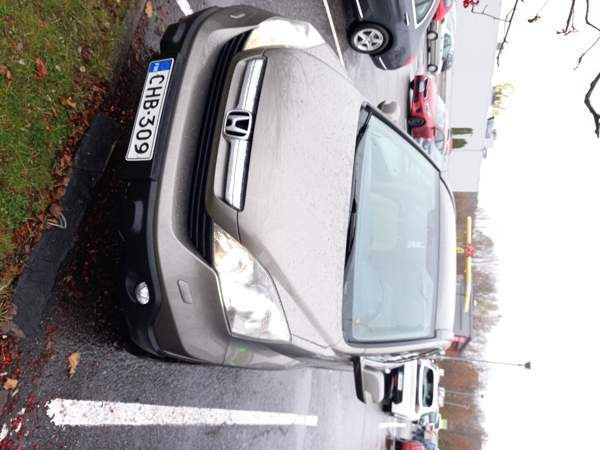 Honda CR-V Turtkul - valokuva 1