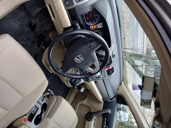 Honda CR-V Turtkul - valokuva 3