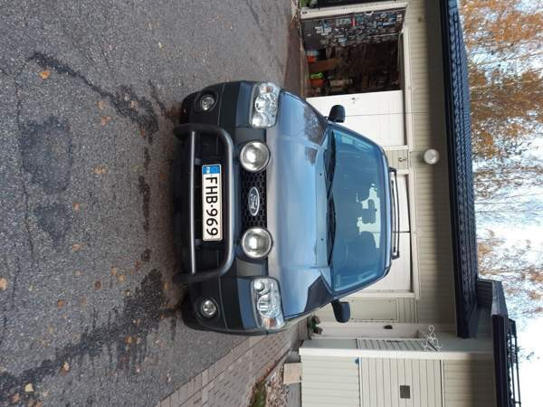 Ford Maverick Sarov - valokuva 2