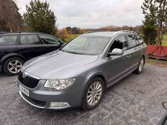 Skoda Superb Alahärmä