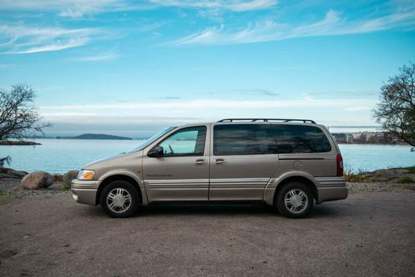 Chevrolet Trans Sport Холлола - изображение 1