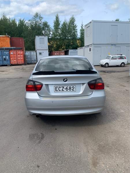 BMW 330 Riihimäki - valokuva 5