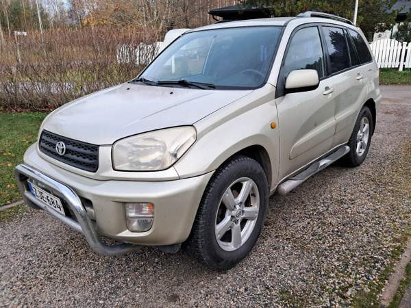 Toyota RAV4 Glebychevo - valokuva 1