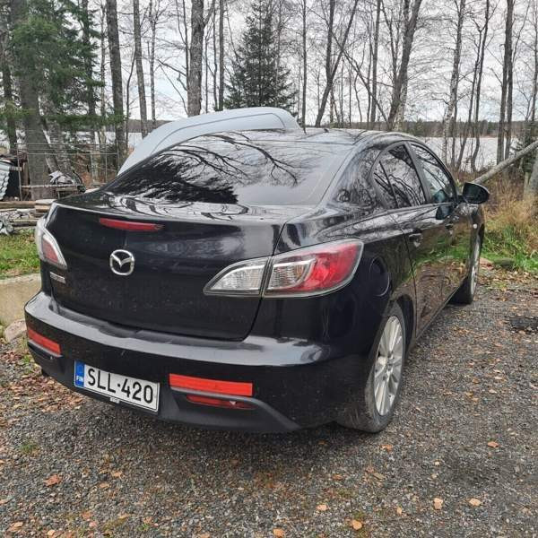 Mazda 3 Lapinlahti - valokuva 3