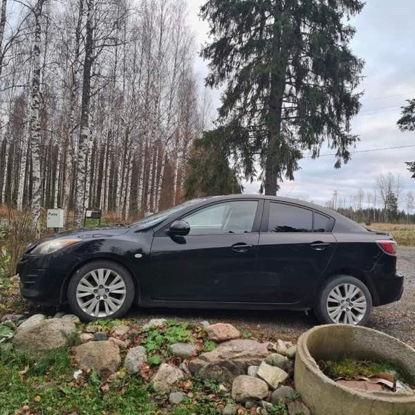 Mazda 3 Lapinlahti - valokuva 2
