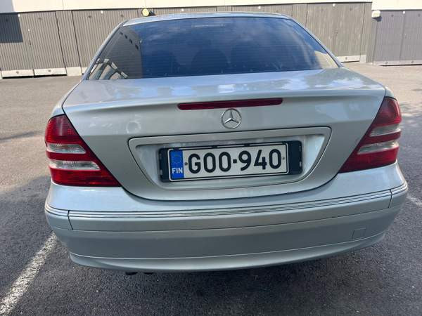 Mercedes-Benz C Oulu - valokuva 5