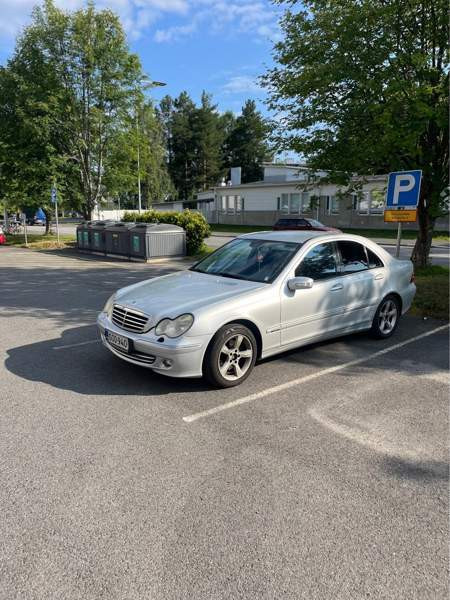 Mercedes-Benz C Oulu - valokuva 2