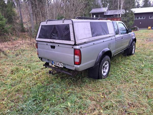 Nissan King Cab Karkkila - valokuva 3