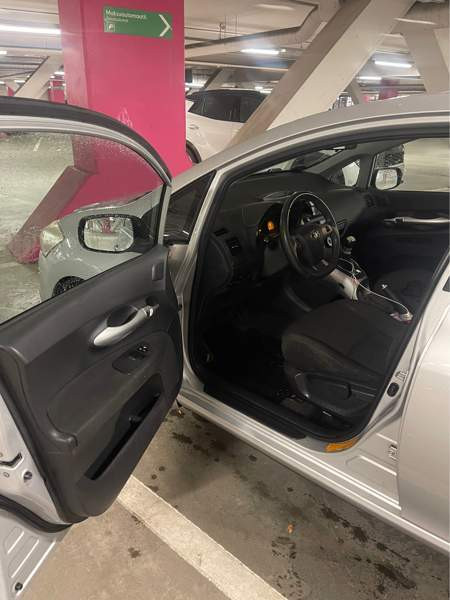 Toyota Auris Helsinki - valokuva 6