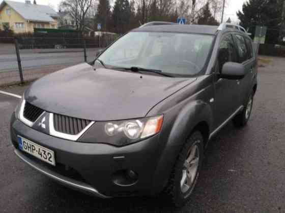 Mitsubishi Outlander Вантаа