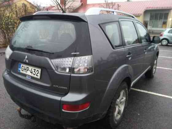 Mitsubishi Outlander Вантаа