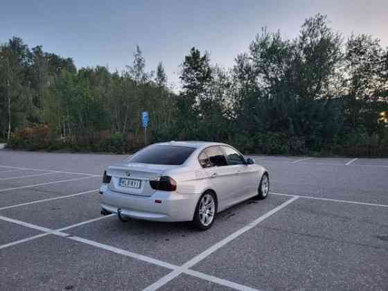 BMW 330 Laensi-Turunmaa