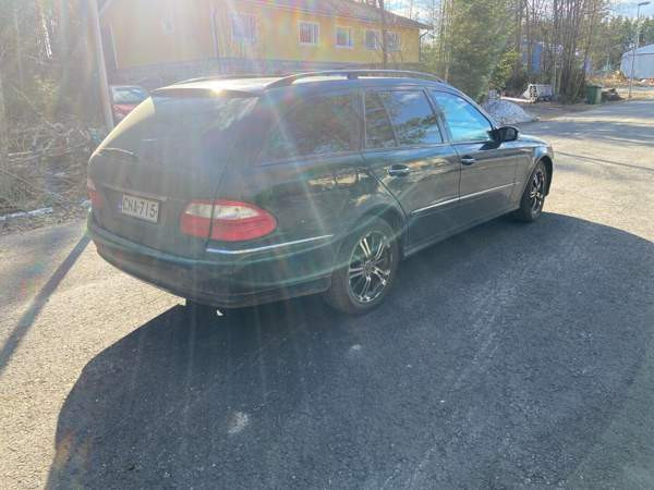 Mercedes-Benz E Jaemsae - valokuva 4