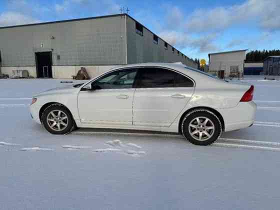Volvo S80 Каяни