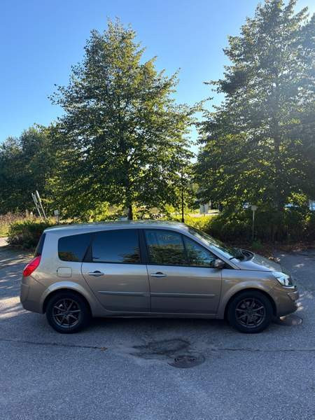 Renault Grand Scenic Kerava - valokuva 3