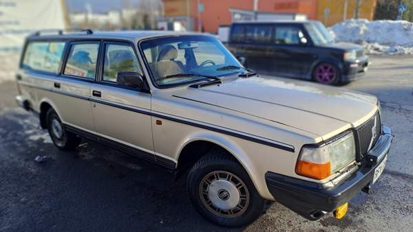 Volvo 240 Kerava - valokuva 1