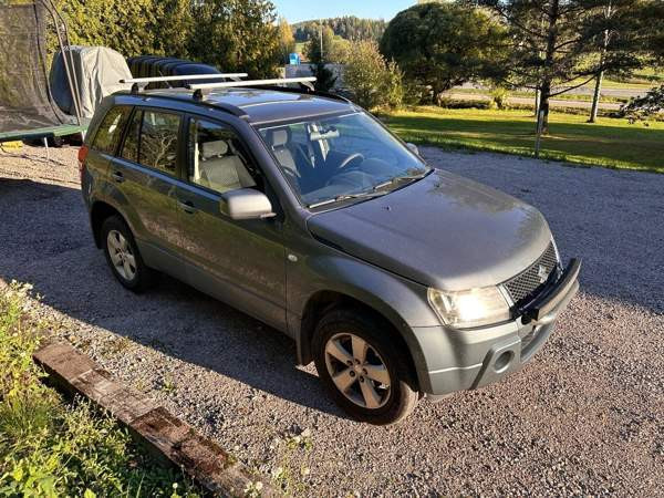 Suzuki Grand Vitara Kaarina - valokuva 3