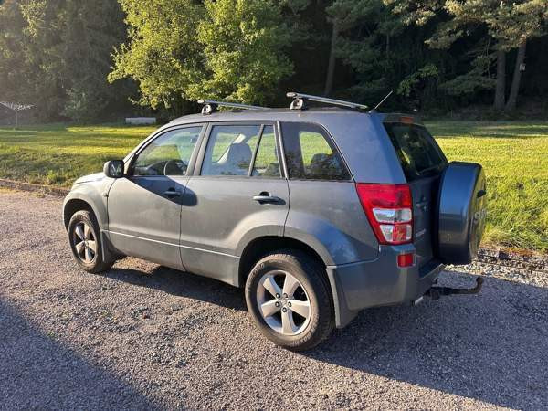 Suzuki Grand Vitara Kaarina - valokuva 2