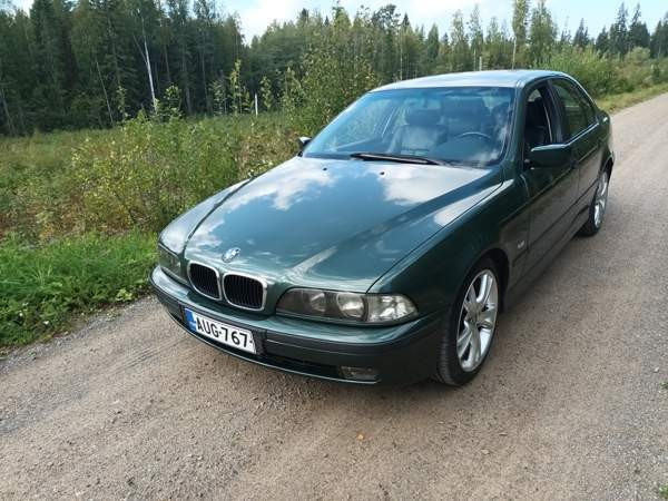 BMW 528 Padasjoki - valokuva 1